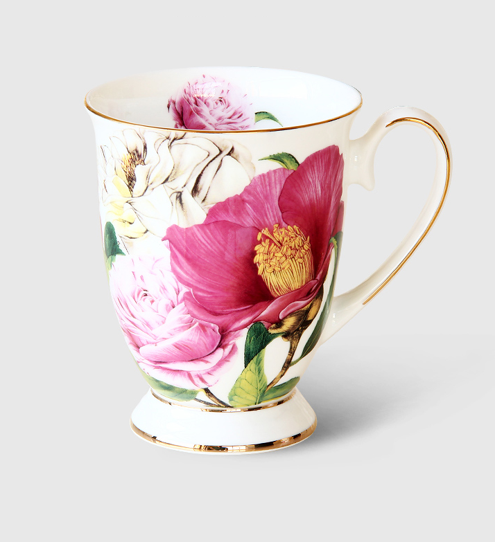 Mug with pink flowers